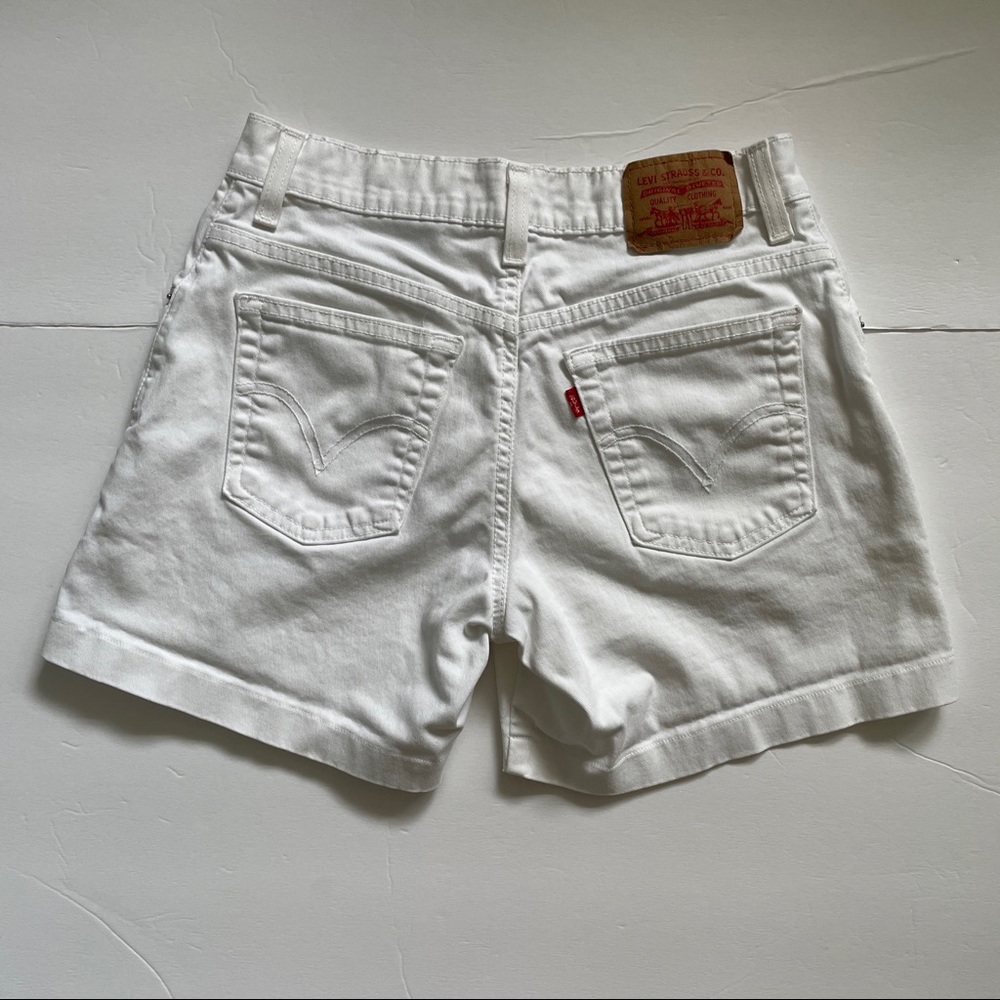 Levi's Women's Mis 4 Shorts 5” Classic Fit Jeans Stretch White Y2K Mom Mid-rise